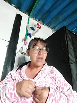 clarita 01 online show from December 3, 12:36 pm