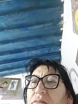 clarita 01 online show from June 16, 11:46 am