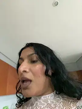 Snapshot of Indianbutter11 chatting on September 12, 5:51 am Indianbutter11 online show from September 12, 5:51 am