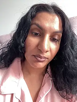 Snapshot of Indianbutter11 chatting on September 17, 7:21 am Indianbutter11 online show from September 17, 7:21 am