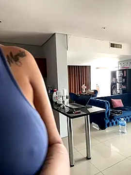 Snapshot of Indianbutter11 chatting on November 24, 7:19 am Indianbutter11 online show from November 24, 7:19 am