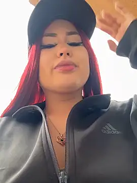 Snapshot of Evva_horny chatting on November 24, 6:51 pm Evva horny online show from November 24, 6:51 pm