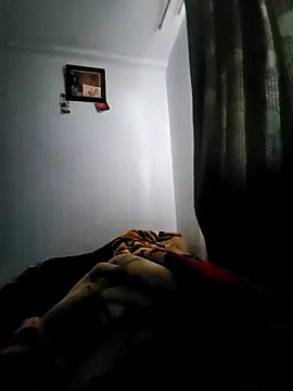 Snapshot of Kingkushflow chatting on December 17, 12:11 pm Kingkushflow online show from December 17, 12:11 pm