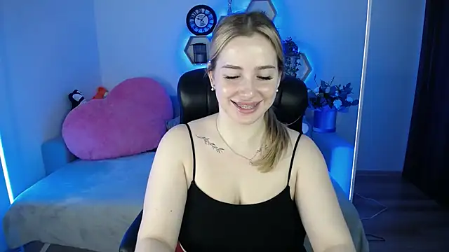 SabrinViolet online show from November 28, 9:12 am