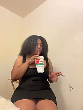 prettlovely14 online show from March 21, 6:29 am