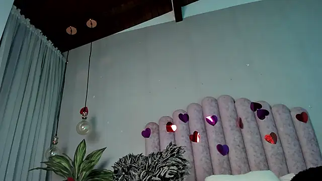 SusanBenett online show from March 22, 12:06 am