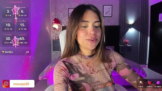 Snapshot of Luna__Ponce chatting on December 12, 6:42 pm Luna Ponce online show from December 12, 6:42 pm