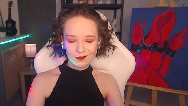 Snapshot of FascinatingEyess chatting on February 27, 6:40 am FascinatingEyess online show from February 27, 6:40 am