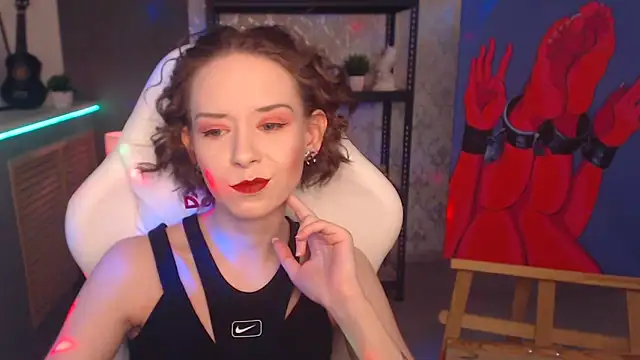 Snapshot of FascinatingEyess chatting on March 18, 8:36 am FascinatingEyess online show from March 18, 8:36 am