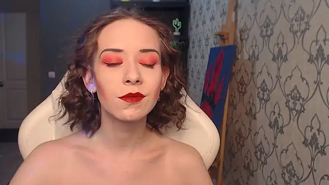 FascinatingEyess online show from June 11, 7:12 pm