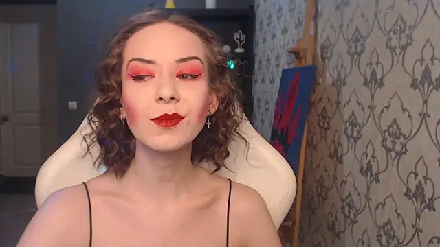 FascinatingEyess online show from June 21, 7:49 pm