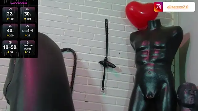Snapshot of elizatexx chatting on May 12, 7:11 pm elizatexx online show from May 12, 7:11 pm