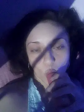 Snapshot of tyffani420 chatting on February 4, 2:17 am tyffani420 online show from February 4, 2:17 am