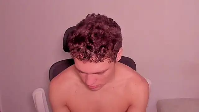 laurent nova online show from March 13, 5:30 pm