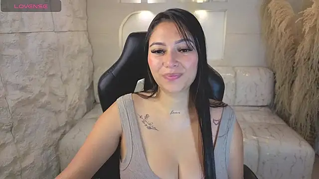 Dakotha v  online show from July 30, 3:49 am