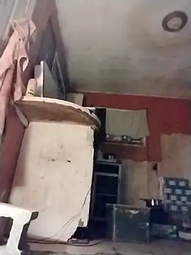 Snapshot of brownfeet chatting on March 8, 4:56 am brownfeet online show from March 8, 4:56 am