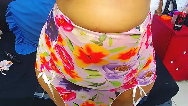 Snapshot of Brookylynbrownxx chatting on November 11, 2:50 pm Brookylynbrownxx online show from November 11, 2:50 pm