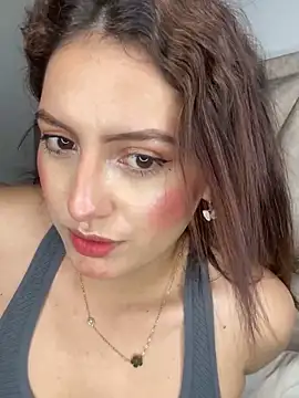 Snapshot of VioletPearson chatting on February 4, 1:13 am VioletPearson online show from February 4, 1:13 am