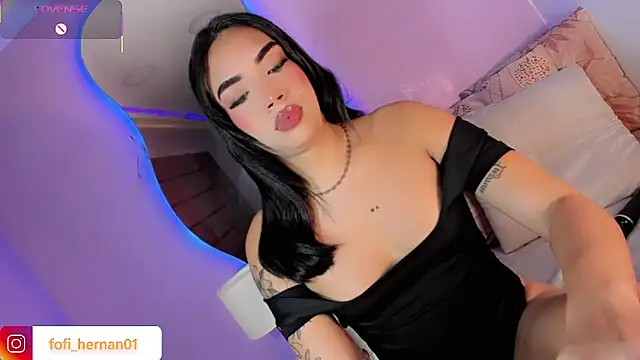 Snapshot of Sofi_hdz chatting on May 4, 9:11 pm Sofi hdz online show from May 4, 9:11 pm
