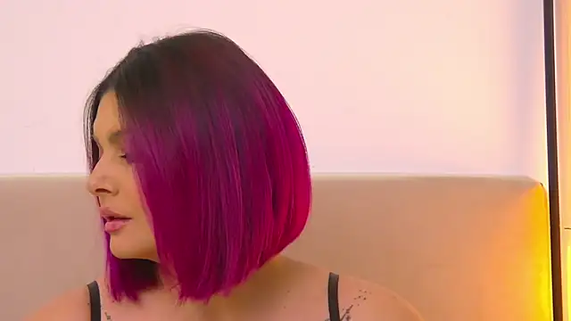 Snapshot of RissaRheys chatting on January 25, 9:35 pm RissaRheys online show from January 25, 9:35 pm