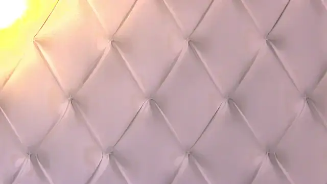 Snapshot of RissaRheys chatting on November 26, 9:05 pm RissaRheys online show from November 26, 9:05 pm