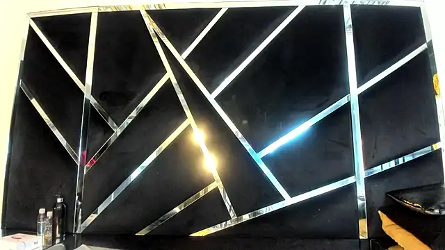 Snapshot of Ivanna18_x chatting on November 24, 3:39 am Ivanna18 x online show from November 24, 3:39 am