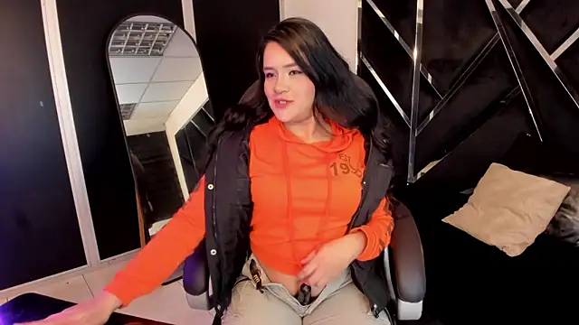 Snapshot of Ivanna18_x chatting on November 26, 4:57 am Ivanna18 x online show from November 26, 4:57 am