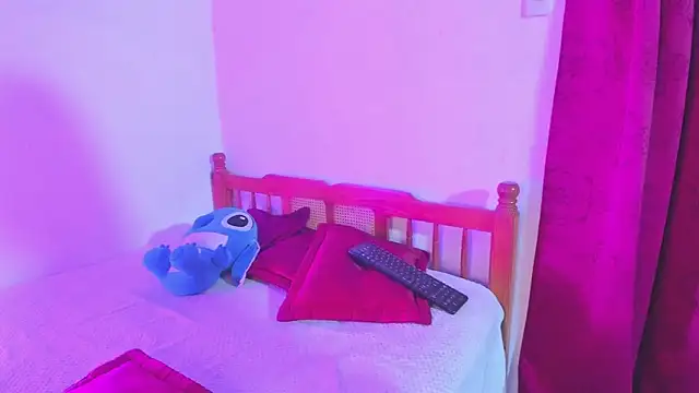 Ivanna18 x online show from May 4, 6:37 pm