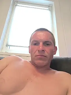 Snapshot of AttractiveSilk5 chatting on June 6, 11:48 am AttractiveSilk5 online show from June 6, 11:48 am