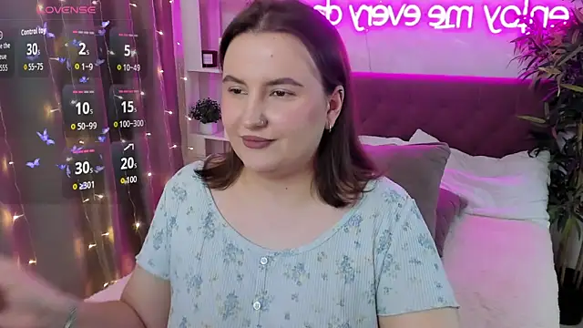 FeralPeach online show from January 7, 7:22 am