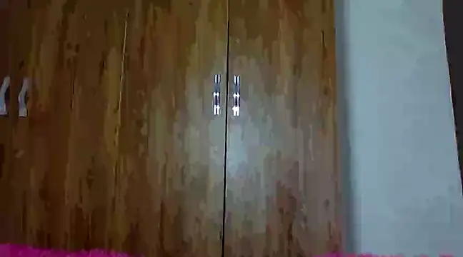 Rose berry online show from February 20, 5:33 am