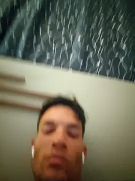 719610 online show from April 14, 2:39 am