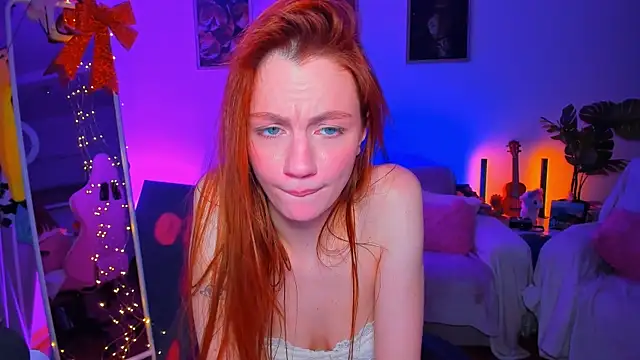 Snapshot of Alyssa_Smitt chatting on March 19, 3:52 am Alyssa Smitt online show from March 19, 3:52 am