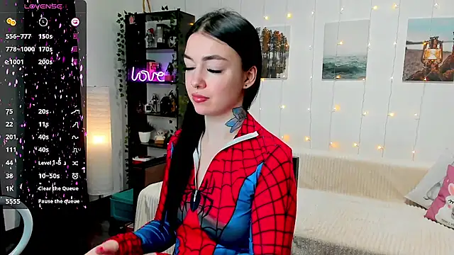 Snapshot of Magic_Allie chatting on February 13, 8:34 pm Magic Allie online show from February 13, 8:34 pm