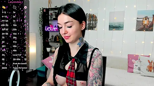 Snapshot of Magic_Allie chatting on March 7, 11:05 pm Magic Allie online show from March 7, 11:05 pm