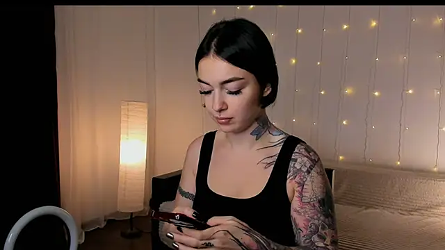 Magic Allie online show from January 13, 7:30 pm