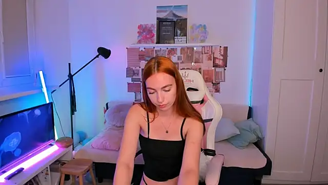 Snapshot of Mia_Madden chatting on May 26, 2:18 am Mia Madden online show from May 26, 2:18 am