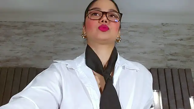 JasmineMoore online show from November 12, 9:58 pm