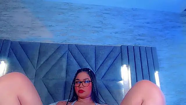 JasmineMoore online show from June 19, 9:29 pm