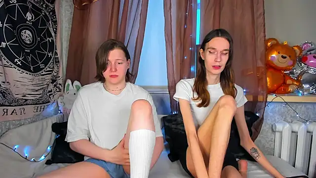 Snapshot of Calvin_and_Kevin chatting on February 13, 4:08 am Calvin and Kevin online show from February 13, 4:08 am