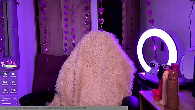 Snapshot of MissKorah chatting on February 23, 3:45 am MissKorah online show from February 23, 3:45 am