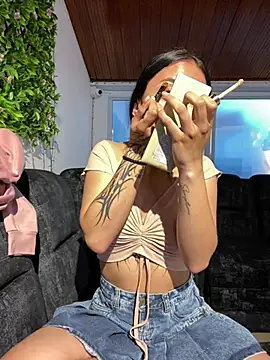 Ady 18 online show from February 13, 1:59 pm