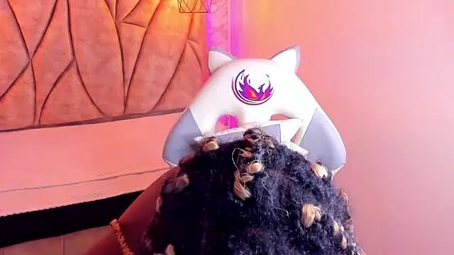 Snapshot of Queen_perla_ chatting on January 17, 2:50 pm Queen perla online show from January 17, 2:50 pm
