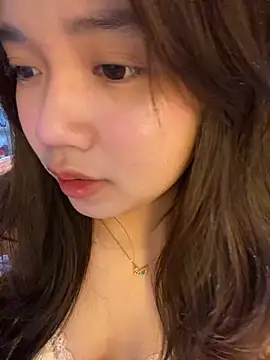 Hotellinh12 online show from October 12, 5:12 pm