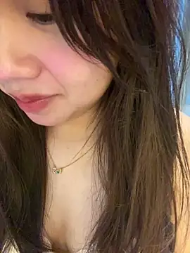 Hotellinh12 online show from October 30, 4:52 pm