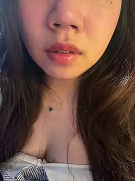 Hotellinh12 online show from June 15, 3:25 pm