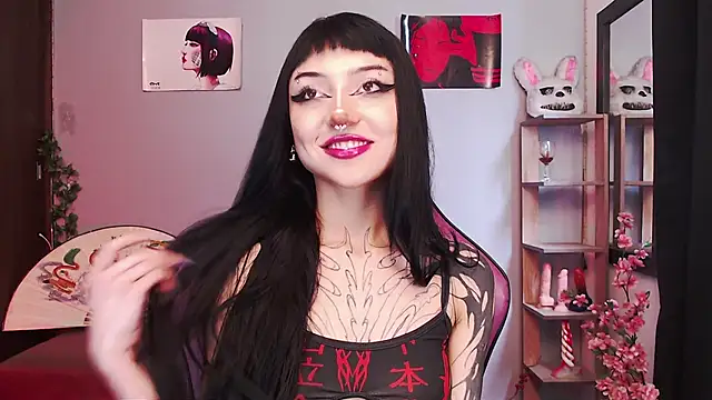 Snapshot of catipetite chatting on November 2, 3:58 pm catipetite online show from November 2, 3:58 pm