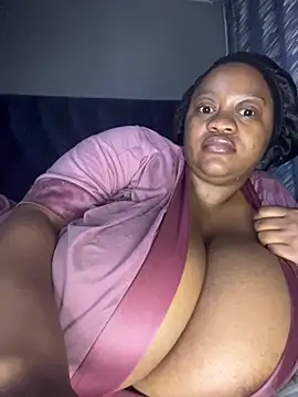Chubbykarisma27 online show from April 29, 3:32 am
