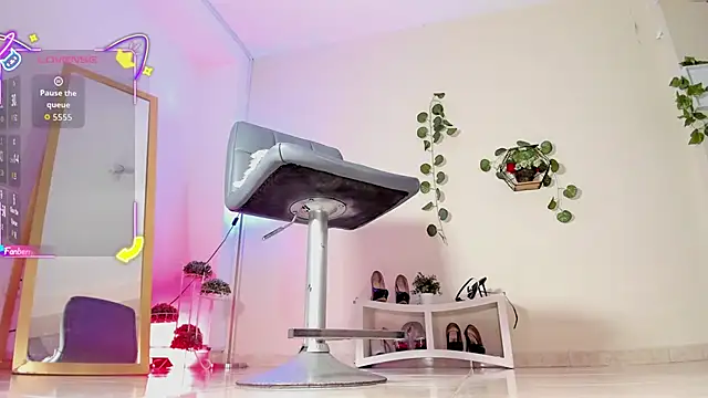 thais dreams online show from October 14, 12:28 pm