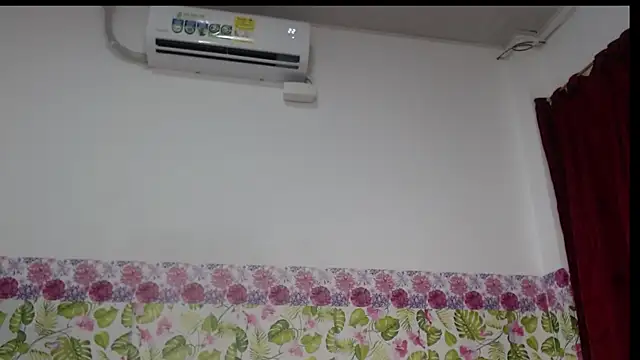 Snapshot of Watagatapitusberry1 chatting on January 15, 3:43 am Watagatapitusberry1 online show from January 15, 3:43 am